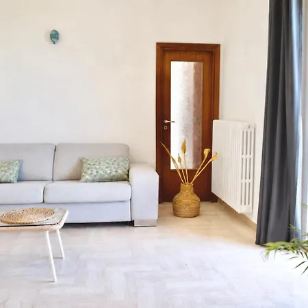 Apartman Mia *